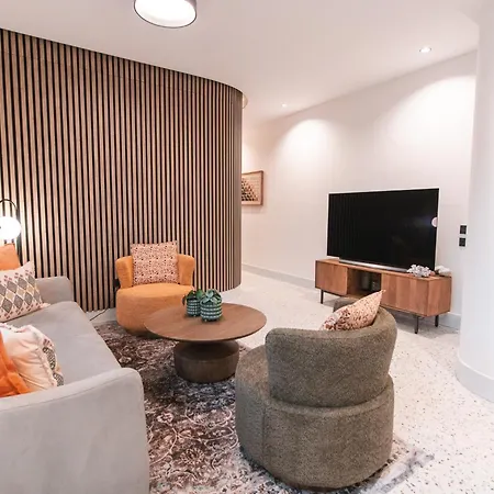 Tita Deluxe Ferienhaus *