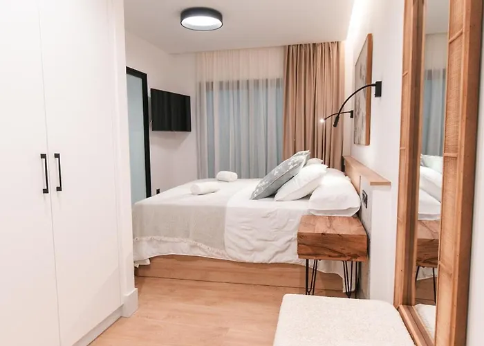 Tita Deluxe コラレホ